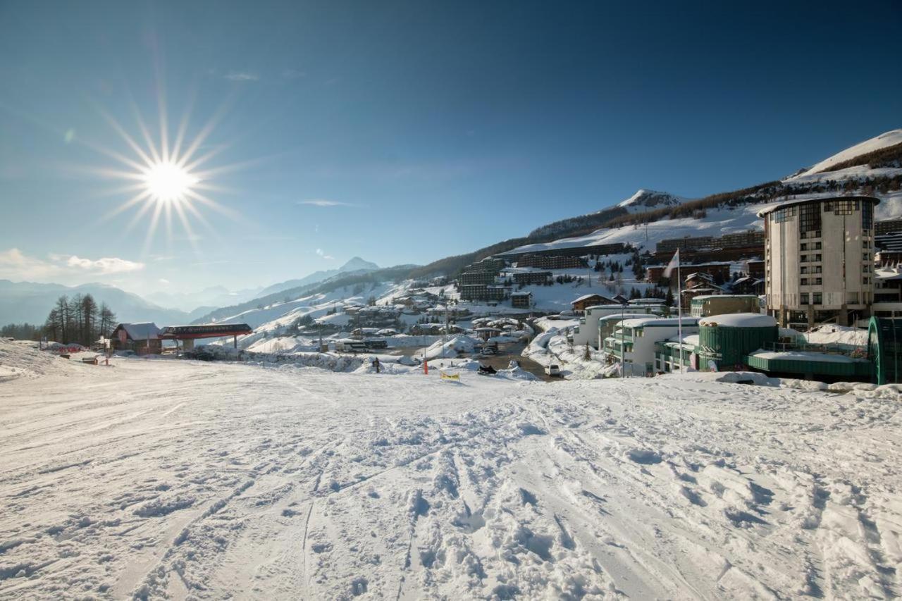 Teleo Vacanze - Villaggio Olimpico Di Colle Sestriere Eksteriør billede
