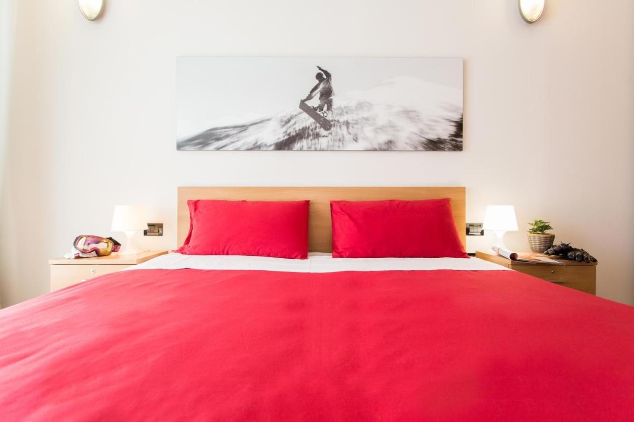 Teleo Vacanze - Villaggio Olimpico Di Colle Sestriere Eksteriør billede