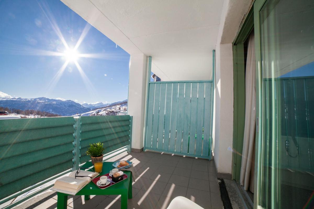 Teleo Vacanze - Villaggio Olimpico Di Colle Sestriere Eksteriør billede